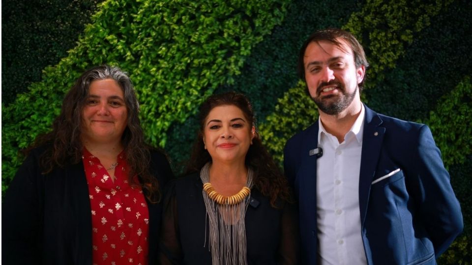 Clara Brugada comparte experiencias de gobierno con el alcalde de Valparaíso, Chile