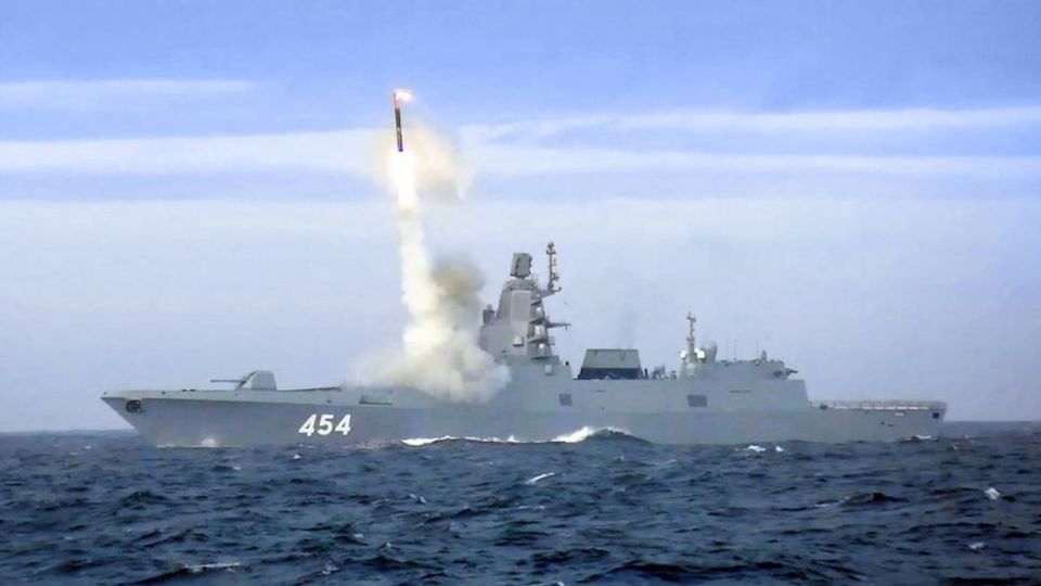 Rusia lanza un misil hipersónico Zircon contra Kiev por primera vez