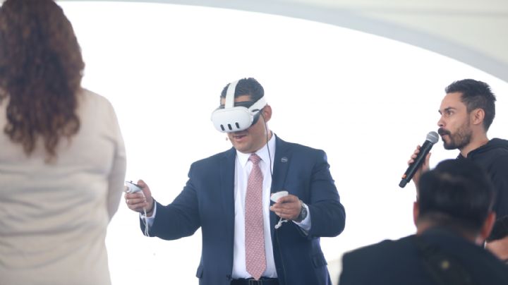 Anuncia Diego internet gratuito en escuelas y parques