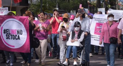 En 13 ciudades de Veracruz marchan por la democracia este 18 de febrero