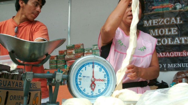 ¿Quesillo o queso Oaxaca? En redes se desata el debate culinario