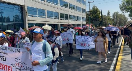 Marchan docentes y estudiantes del Edomex para exigir reconocimiento