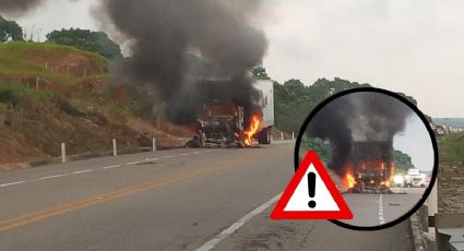 Cierran autopista del sur de Veracruz tras incendio de tráiler con productos químicos