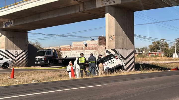 Choca con puente en la Irapuato-Salamanca: 1 muerto