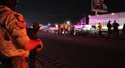 3 muertos y 15 heridos en volcadura en Celaya; peatones se atravesaron