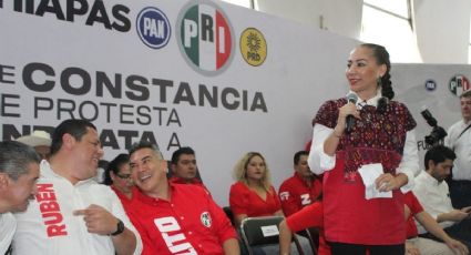 “Alito” unge a Olga Luz Espinosa como candidata a gobernadora de Chiapas