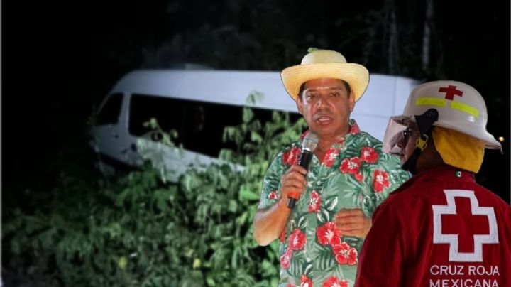 El Costeño sufre fuerte accidente en Hidalgo, se va a barranco; acusa negligencias | FOTOS