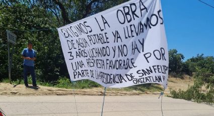 Con bloqueo, exigen agua potable en San Felipe Orizatlán