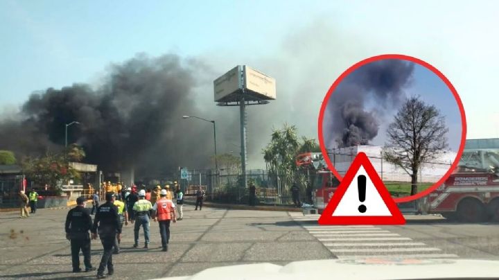 VIDEO: Fuerte incendio en fábrica International Paper de Ixtac; evacuan a trabajadores