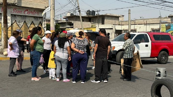 Bloqueo vial en Nezahualcóyotl para exigir agua potable