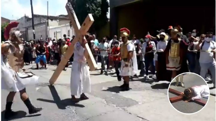 Jesucristo enseña a los niños de León a jugar futbol