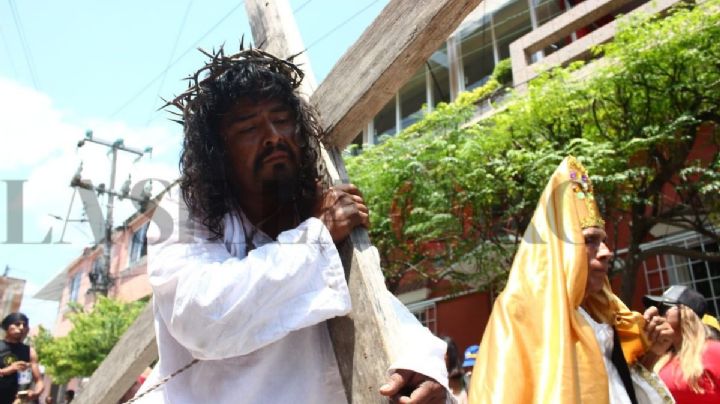 "Judíos de Papantla", 35 años realizando el Viacrucis de Semana Santa