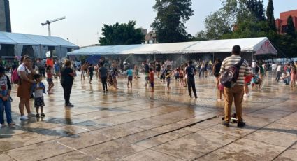 Sábado de Gloria: acuden a fuentes de CDMX para mojarse sin tirar agua