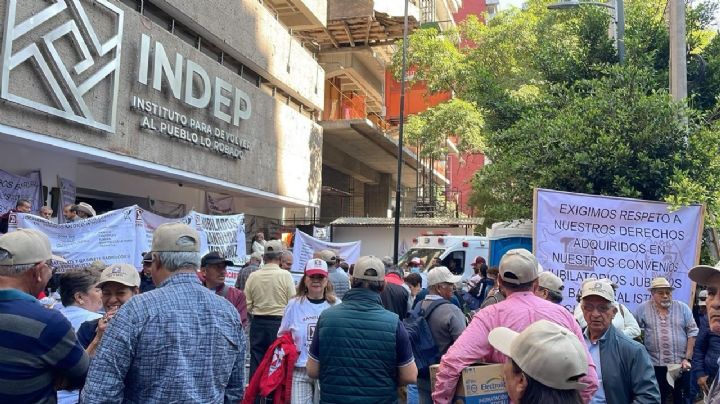 Jubilados de Banrural suman 4 meses sin atención médica