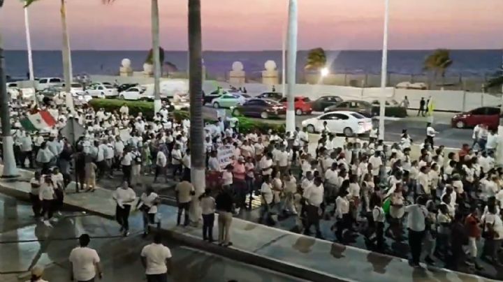 Campeche: Con megamarcha, exigen destitución de Layda Sansores y Marcela Muñoz