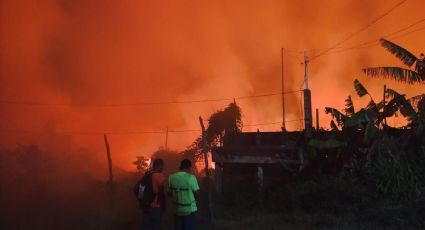 VIDEO: Así fue el fuerte incendio en Ixhuatlán que ocasionó la evacuación de familias
