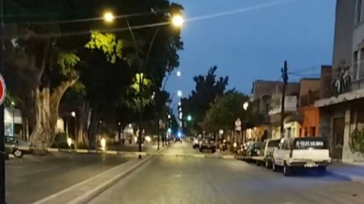 Escuchan 20 balazos y encuentran a mujer muerta en una taquería en Irapuato