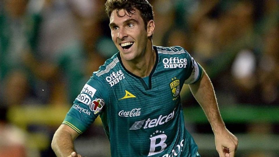 Mauro Boselli “El Matador”, anunció que habrá descuentos en los boletos para los fierabonados que quieran asistir a su partido de despedida en el Estadio Nou Camp.