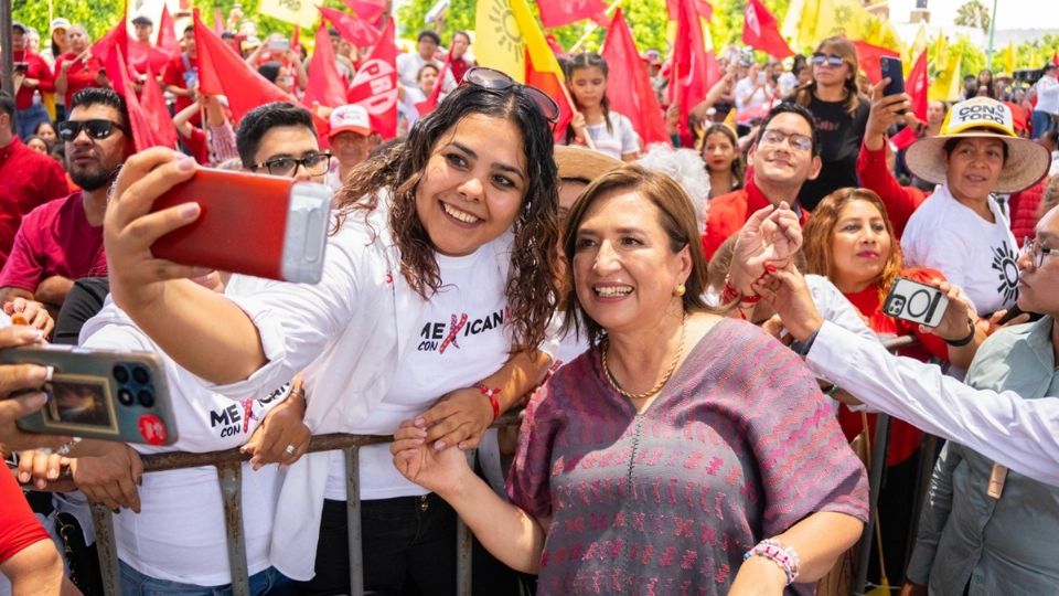 Xóchitl Gálvez se compromete a trabajar por los migrantes mexicanos