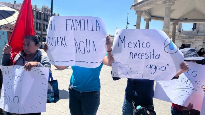 Vecinos de Pachuca exigen pavimentaciones y agua; no consiguen audiencia con Sergio Baños