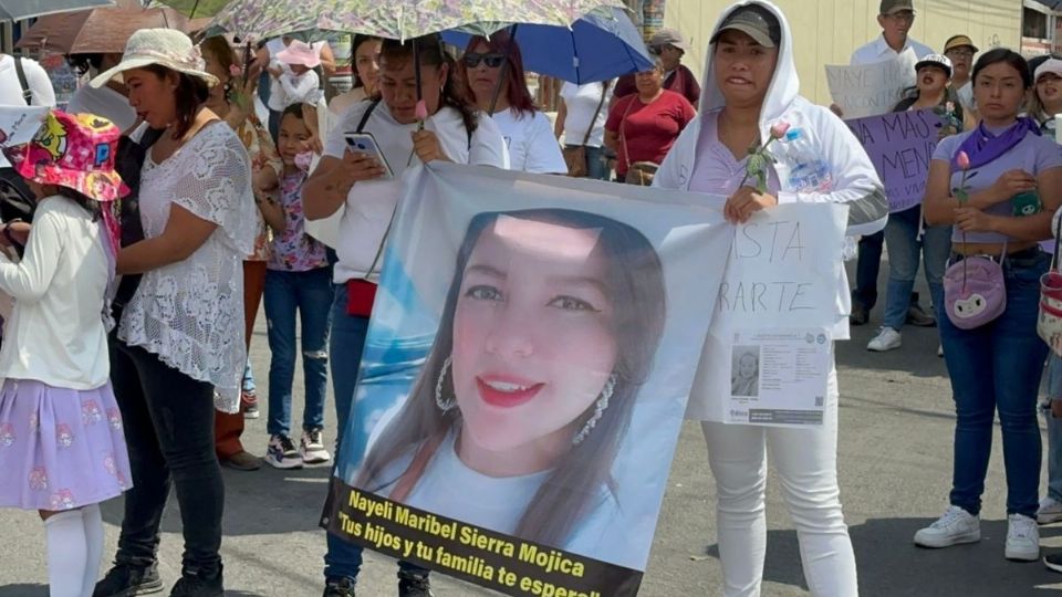 Protestan en Chimalhuacán por desaparición de joven que salió a las tortillas