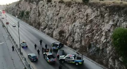 Puebla: Fueron 7 los cuerpos hallados en un auto abandonado en Periférico Ecológico