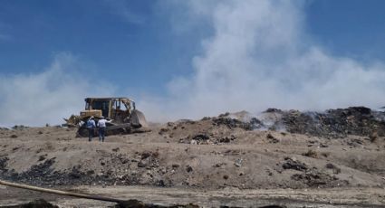 Apoya SMAOT a contener incendio de basurero en Apaseo El Grande