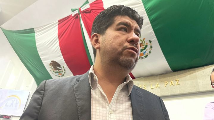 Diputados-candidatos “deberían solicitar licencia y no dobletear”, considera legislador