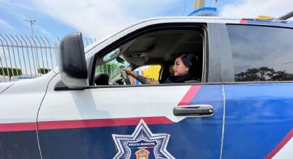Celebra Día de las Madres, en su patrulla, orgullosa de ser policía