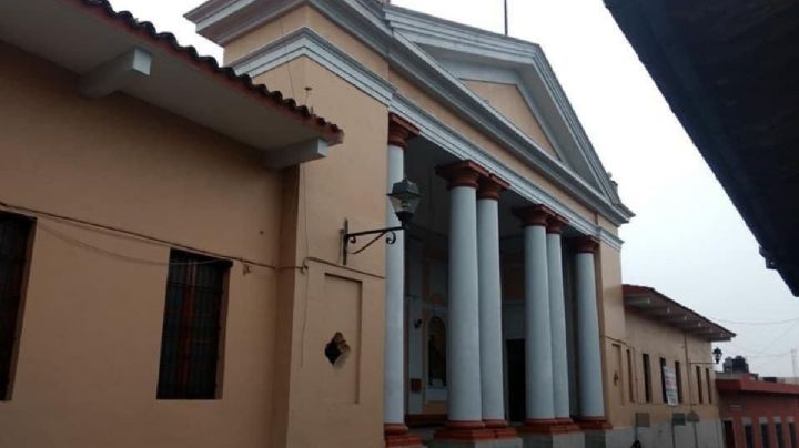 Padres de la primaria Rébsamen en Xalapa piden cuentas sobre cuotas escolares