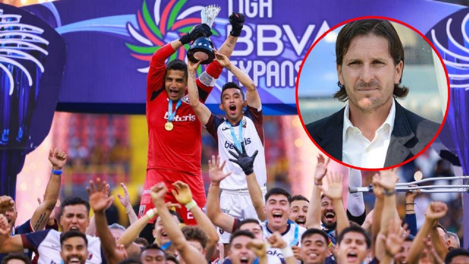 De Guanajuato para el mundo, Daniel el “Borita” es originario de León, fue futbolista y actualmente es el director técnico de Atlante de la Liga de Expansión MX. 