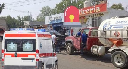 Resultan 4 policías lesionados tras chocar contra pipa de gas en Hidalgo