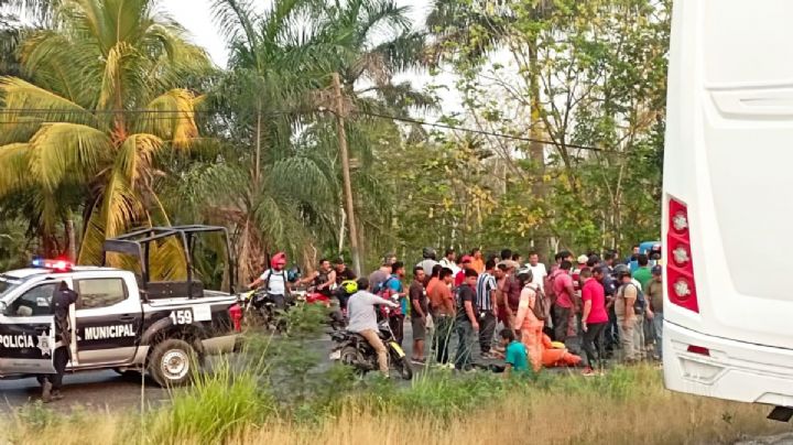 Vuelca camioneta y deja 11 muertos en Tabasco, iban de Paraíso a Villahermosa