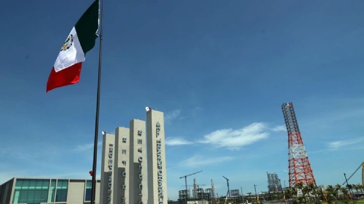 Dos Bocas: la refinería "incompleta" de AMLO ¿cuándo operará al 100%?