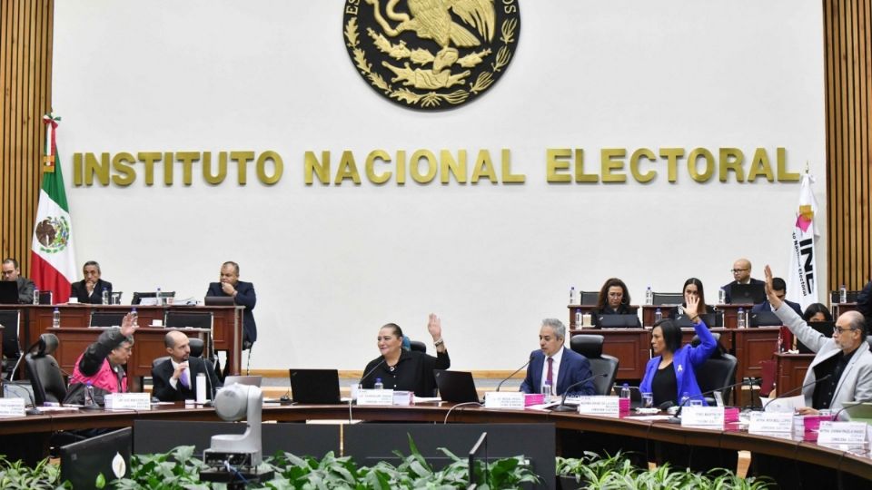 INE contratará a personas que se estén desempeñando como Capacitadores Asistentes Electorales Locales o Supervisores Electorales Locales