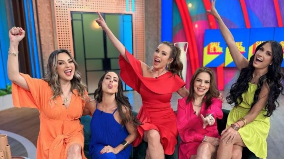 Con Mariana Ochoa, Paulina Mercado, Ana María Alvarado y Johanna Vega Biestro