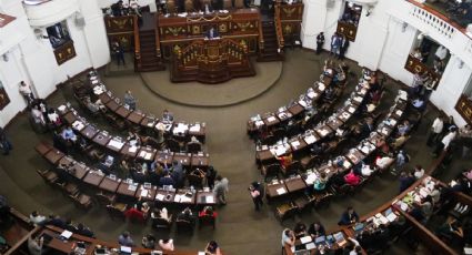 Hermana de Martí Batres entre los 7 diputados extra que aprobó el IECM para Morena