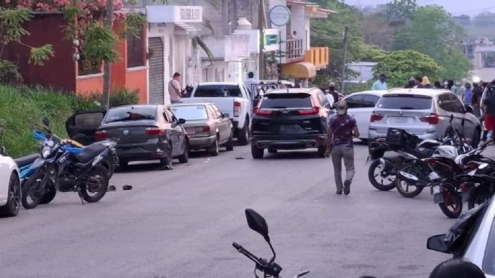 Chiapas: Pobladores se enfrentan a policías en Palenque; hay lesionados