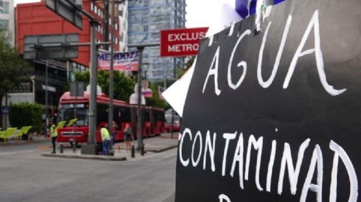 Agua contaminada en la GAM: "Se está extendiendo y lo advertimos", denuncian fuerte olor a gasolina
