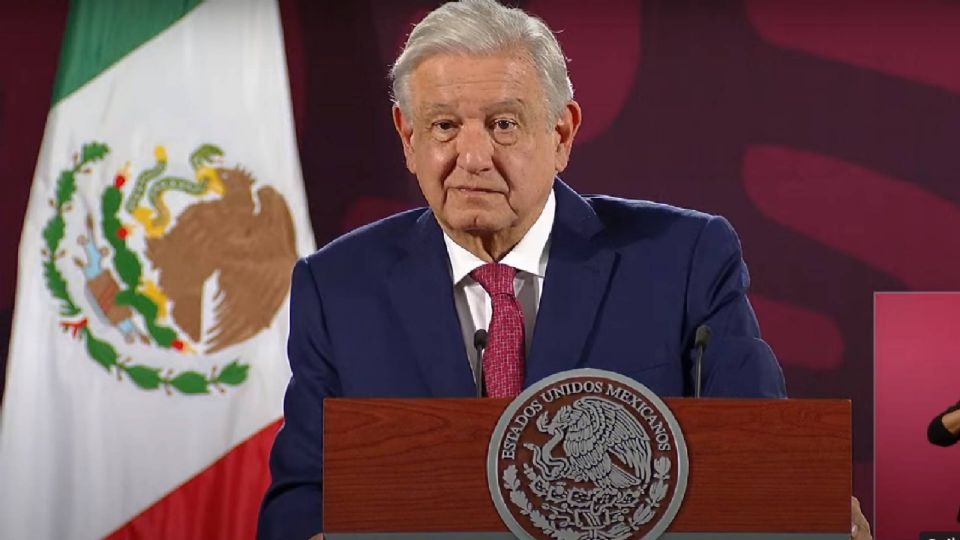 López Obrador, apoyándose de Rosa Icela Rodríguez, la titular de la Secretaría de Seguridad y Protección Ciudadana, respondió que ya hay avances en el caso y que mañana (viernes) presuntamente estará listo el informe. 