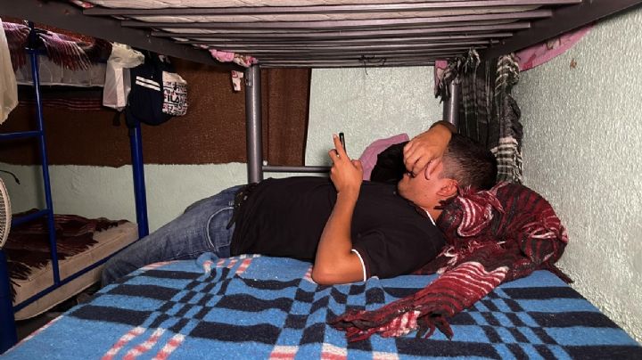 Gobierno de Biden viola la ley en migración, critican ONG