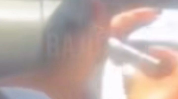 "Bien dobladitos": agente de tránsito de León recibe mordida de 200 pesos