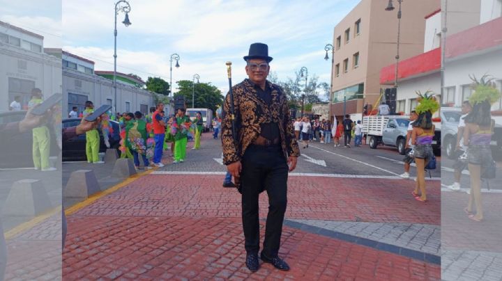 Raymundo, Bastonero Real con 31 años de participar en el Carnaval de Veracruz