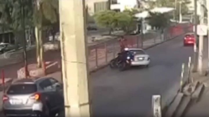 Auto atropella a policía vial en San Juan Bosco; hay 3 detenidos