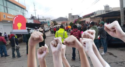 Bloqueo en Pachuca: Combis de diferentes rutas cierran paso en la colonia Morelos