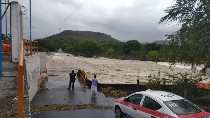 Por lluvias, crecida de Río Actopan deja incomunicadas a comunidades