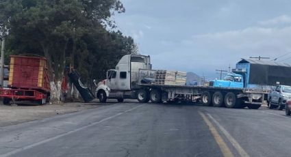 Pobladores de Totalco cierran nuevamente la carretera Xalapa - Perote