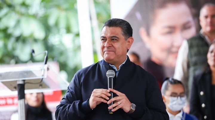 Tony Rodríguez y Mary Gómez visitan escuelas para llevar programas que posicionan a Tlalnepantla como municipio modelo