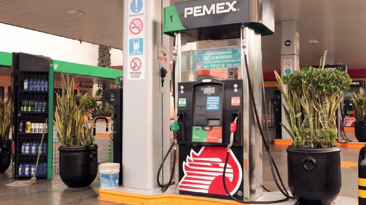 Pemex incrementa importación de gasolina; Gobierno le amplía plazo para pago de impuestos