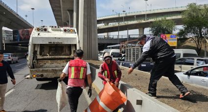 Naucalpan: Limpian Periférico para evitar inundaciones por lluvia